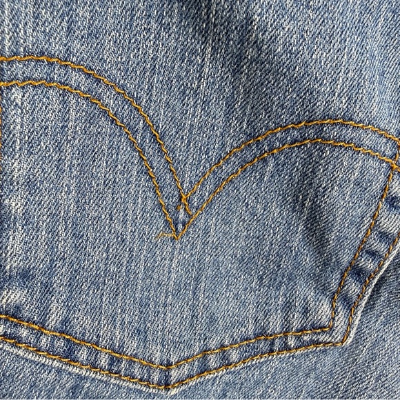 Levi’s Relaxed 550 Blue Denim Jean Shorts Women’s Size 18 - Picture 5 of 11